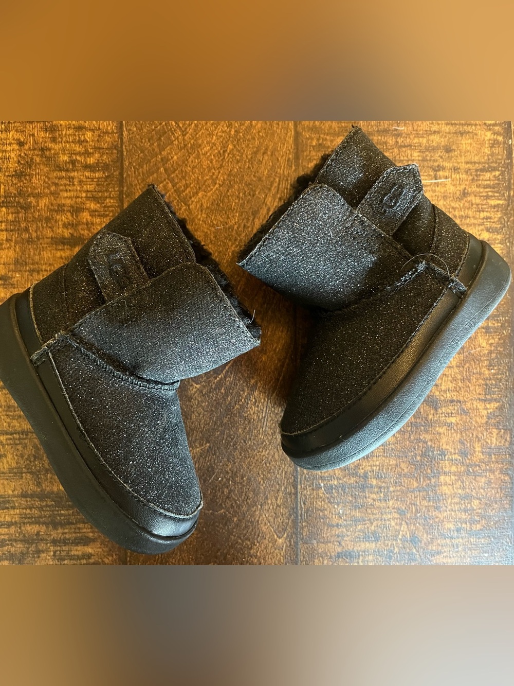 Baby toddler UGG Keelan black glitter boots Velcro 4/5